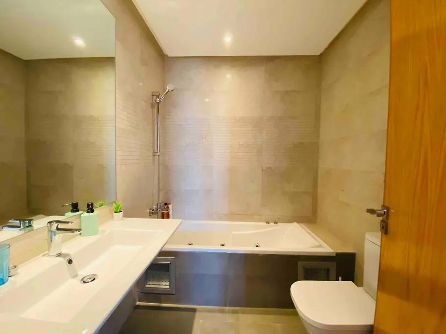 Maarif Top Floor - 2 Bedrooms - By Appartali Касабланка 0*,